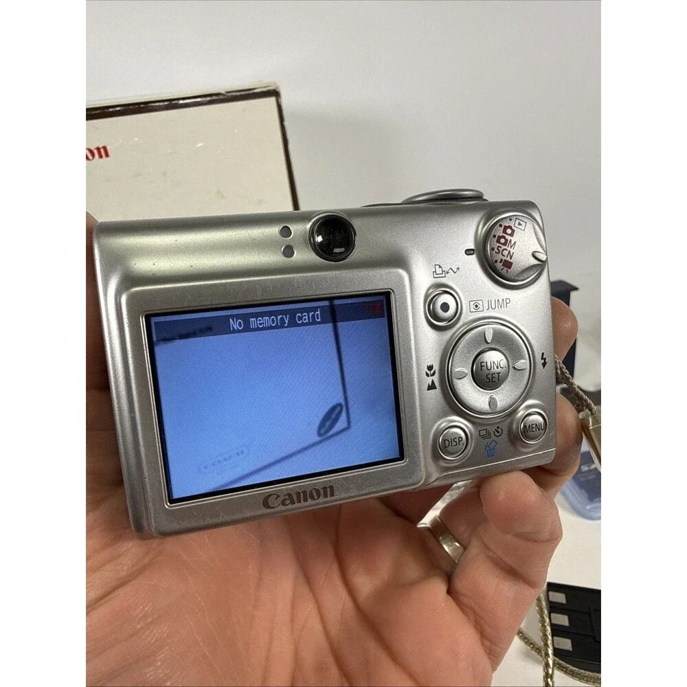RARE Canon ELPH S500 COACH Edition Camera Kit  - Missing Coach Carry Case.